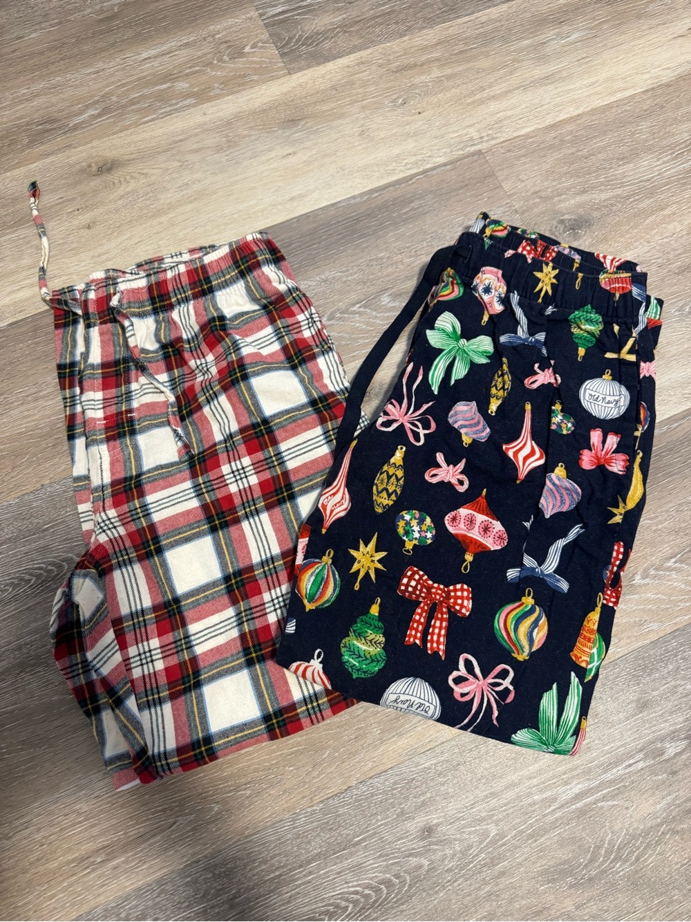 Old Navy Kids Pajama Bottoms - Navy Ornament Print & Red Plaid